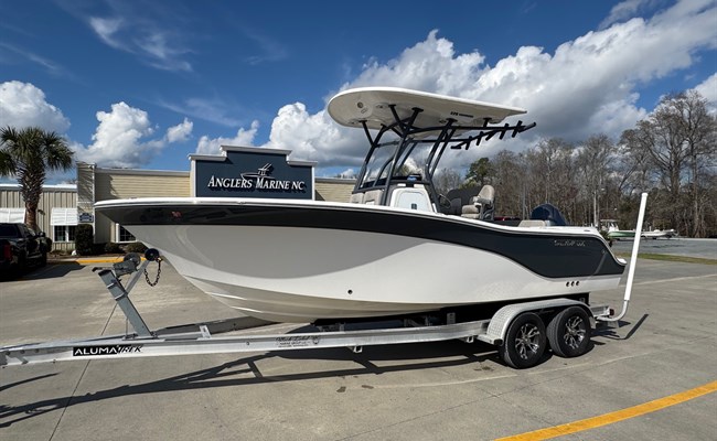 2021 Sea Fox 228 Commander